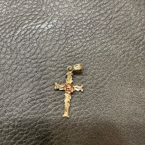 14k Cross Pendant